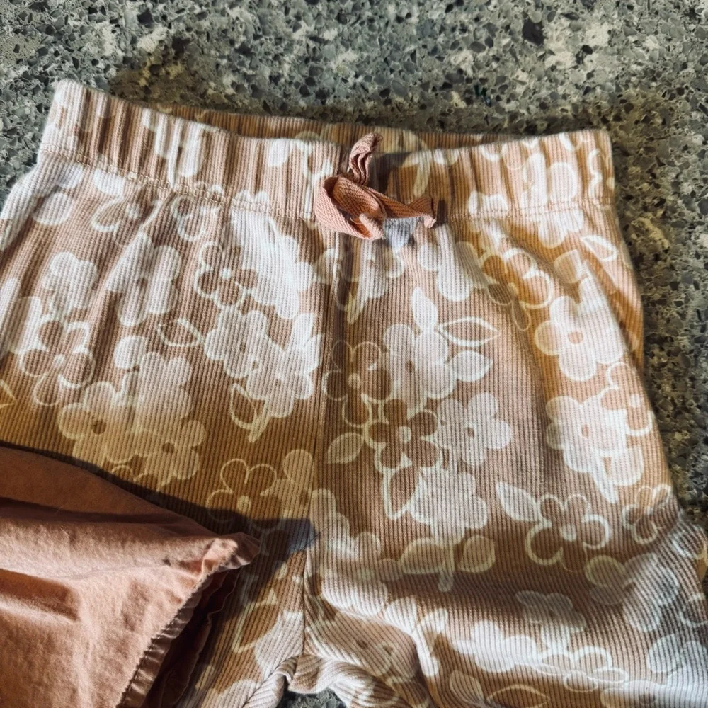 Grayson Collective GIRLS Sleeveless Top and Floral Leggings Set - Size 5T ⭐🌼 - Picture 5 of 11